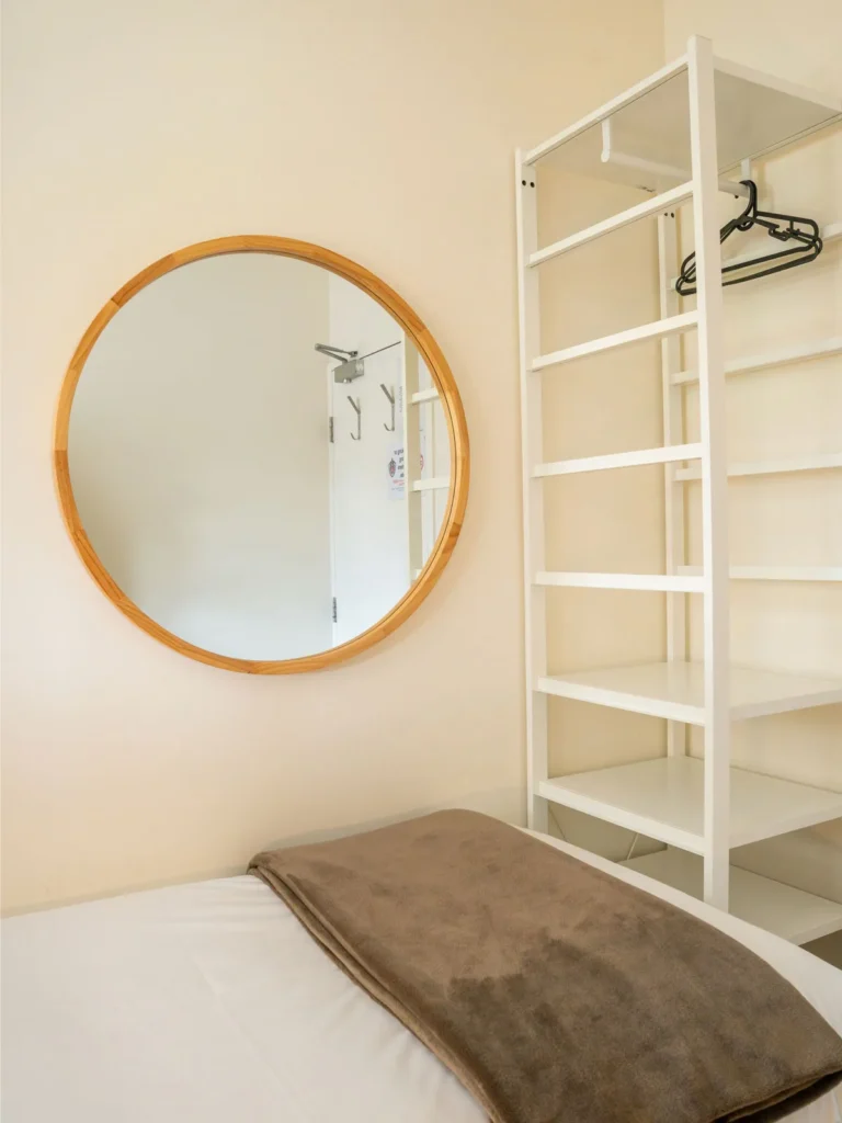 Byron Bay Hostel Single Rooms