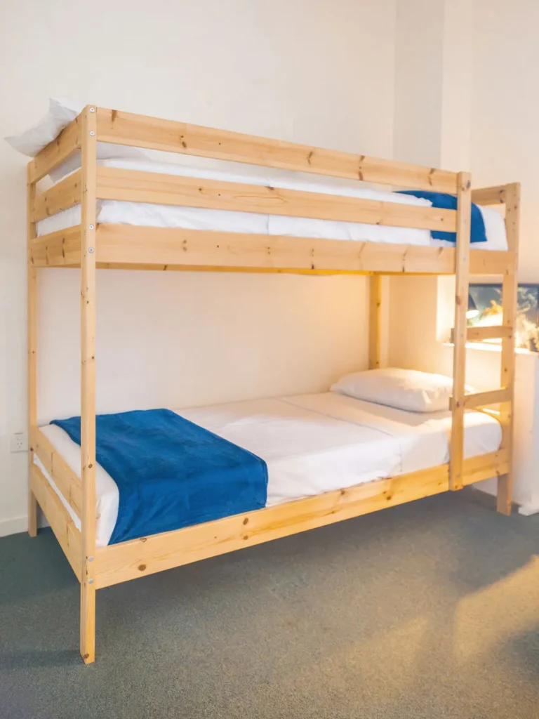 Byron Bay Hostel Triple Rooms