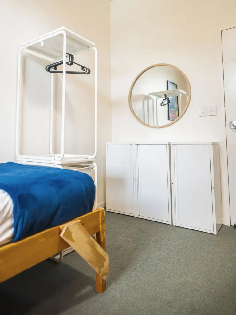 Byron Bay Hostel Triple Rooms