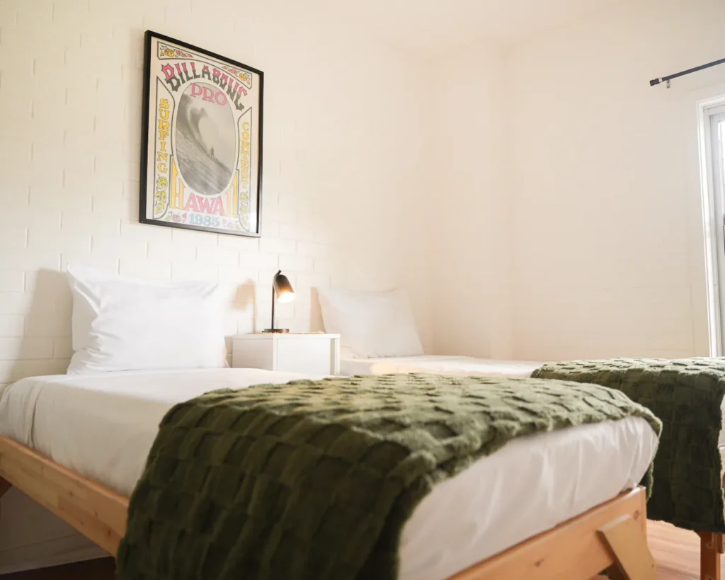 Byron Bay Hostel Twin Room